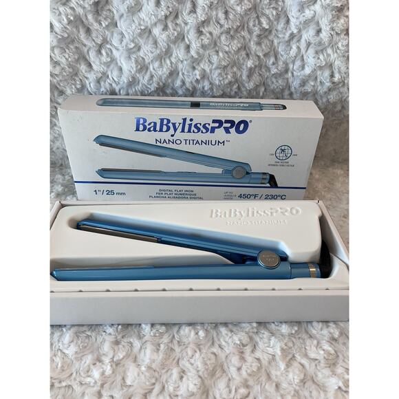 BaBylissPRO Nano Titanium 1" Digital Straightener - Picture 1 of 1